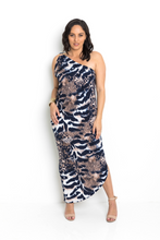 Load image into Gallery viewer, Ess Dress Long - Navy Leopard