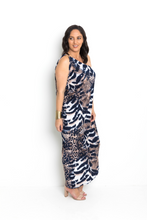 Load image into Gallery viewer, Ess Dress Long - Navy Leopard