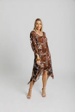 Load image into Gallery viewer, Kira - Chocolate