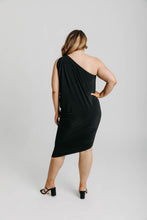 Load image into Gallery viewer, Ess Dress Mid - Black